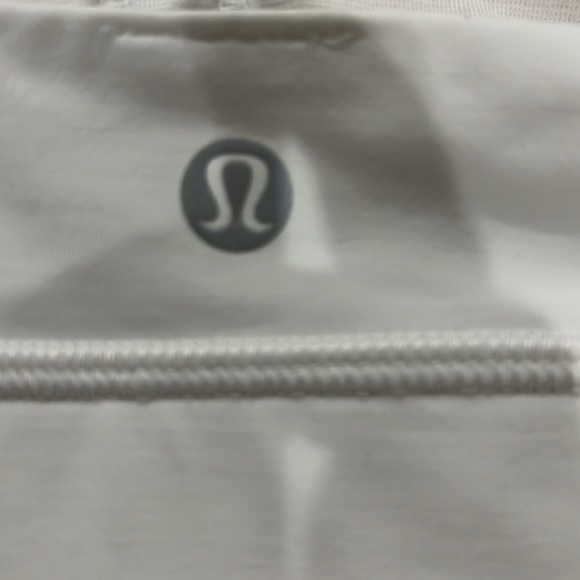 Lululemon padded high support bra S - Picture 3 of 4